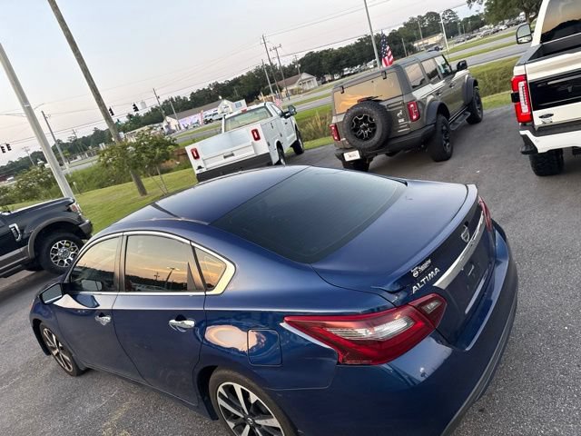 Used 2018 Nissan Altima 2.5 SR FWD image 15