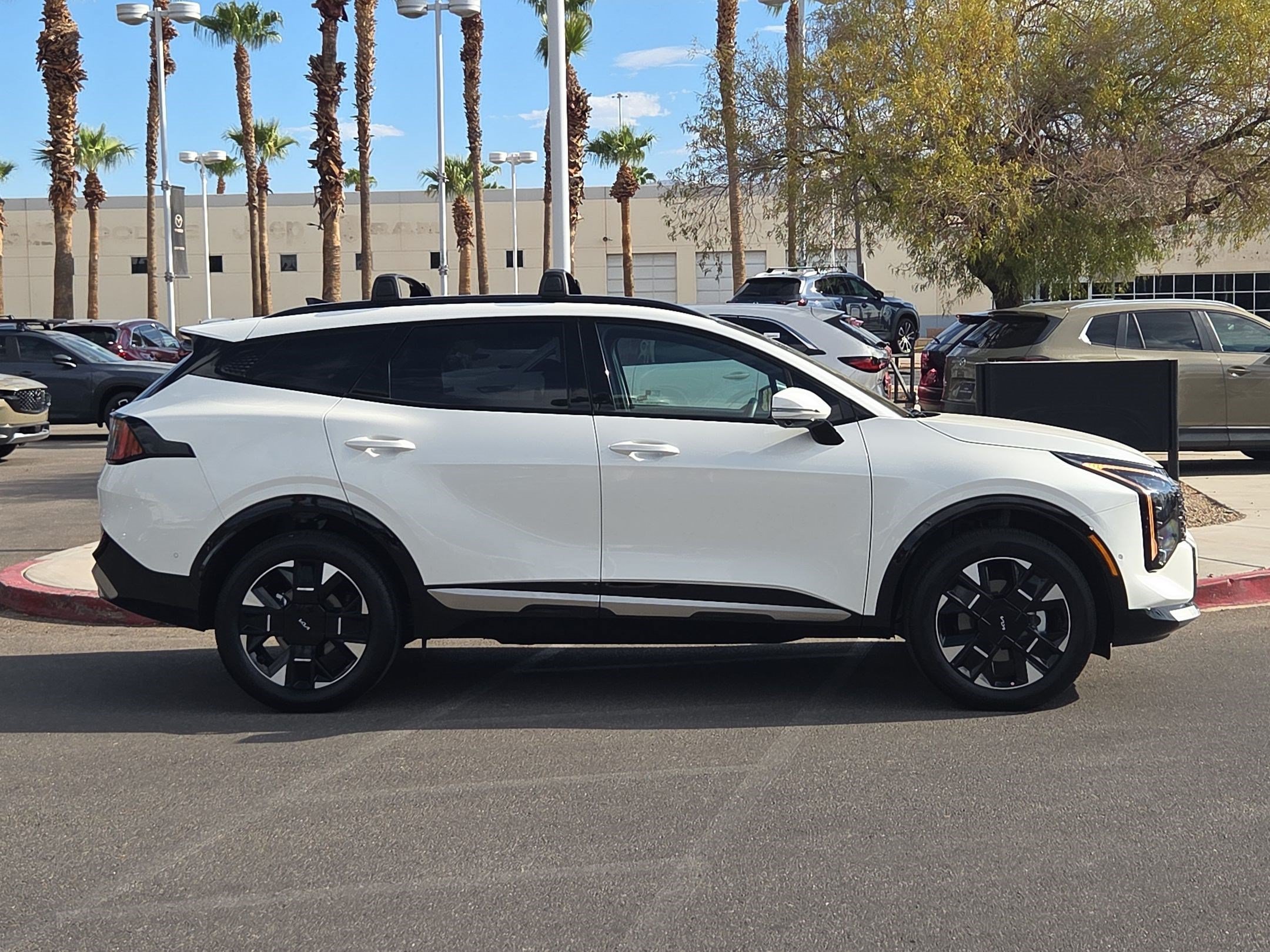 Used 2026 Kia Sportage SX Prestige AWD/4WD image 6