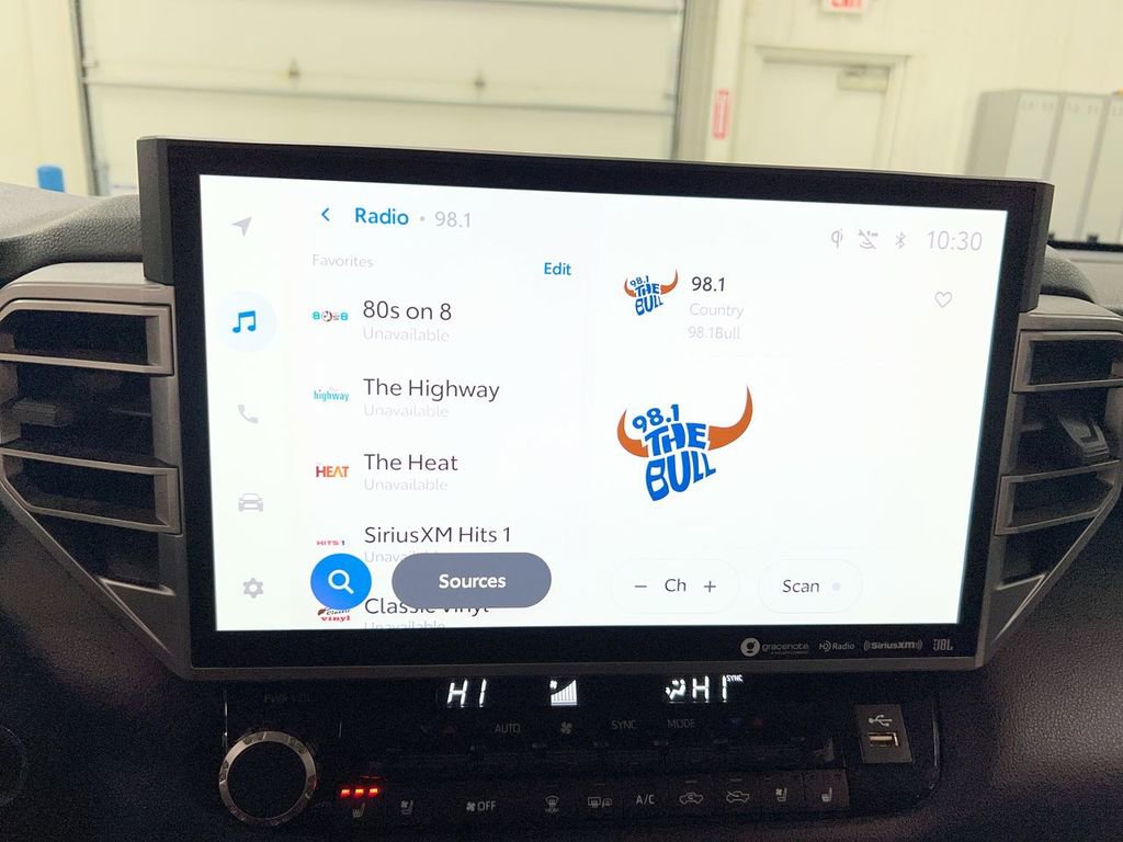 Used 2022 Toyota Tundra Limited image 14