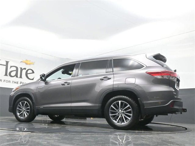 Used 2019 Toyota Highlander XLE image 56