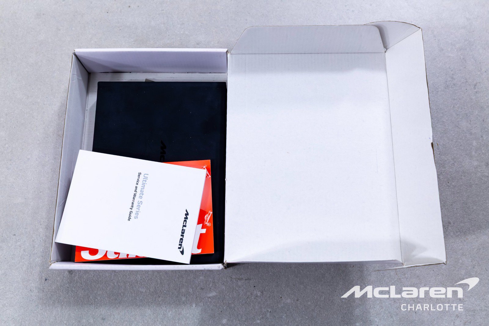 Used 2019 McLaren Senna RWD image 25