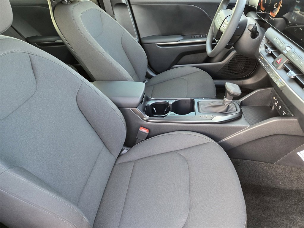 New 2026 Kia K4 LXS image 26