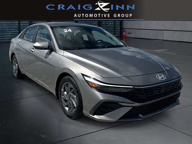 Used 2024 Hyundai Elantra SEL FWD image 1