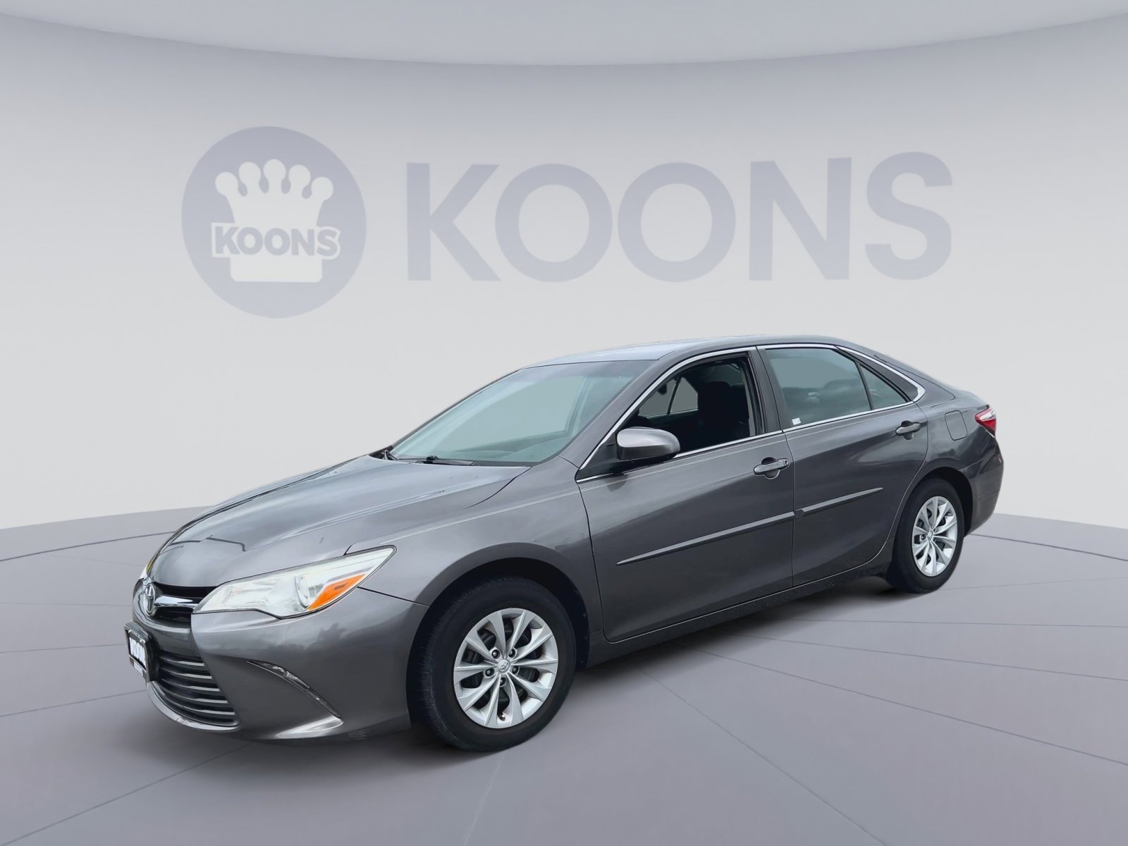 Used 2016 Toyota Camry LE w/ Protection Package (Q2) FWD image 5