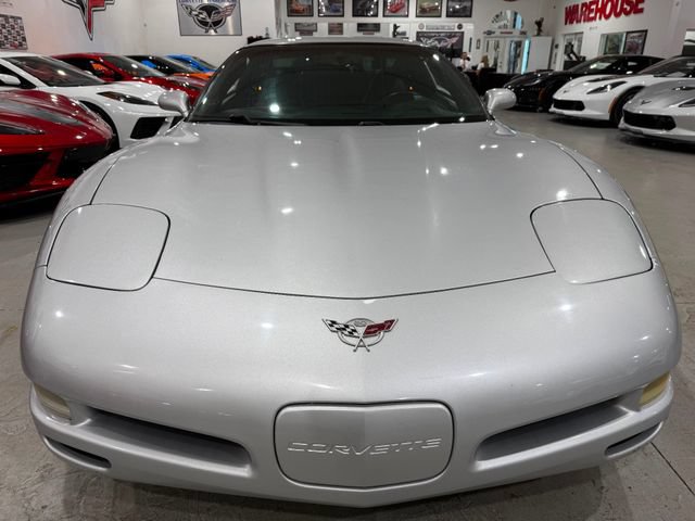 Used 2003 Chevrolet Corvette Coupe w/ Preferred Equipment Group RWD image 8