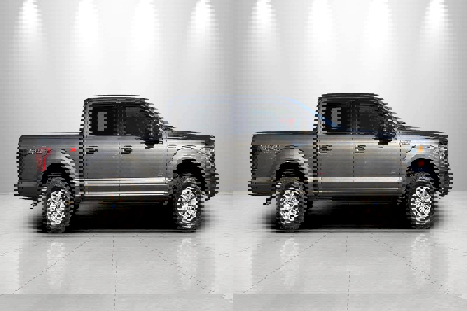 Used 2015 Ford F150 XLT image 8