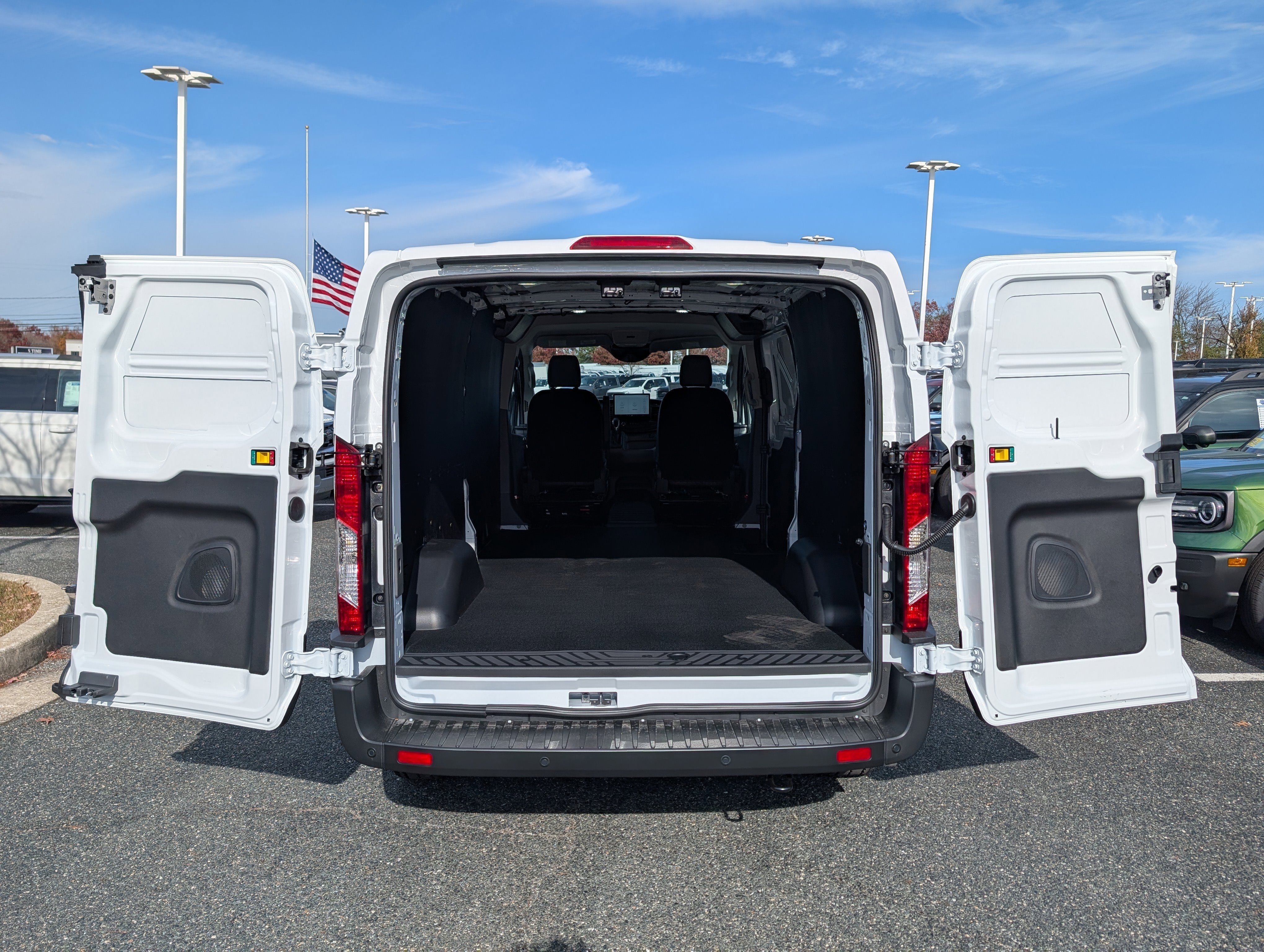 New 2026 Ford Transit 150 Low Roof w/ Load Area Protection Package RWD image 9