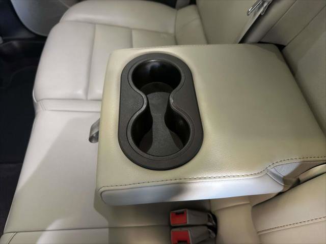 Used 2023 Cadillac XT4 Luxury w/ Cold Weather Package image 14