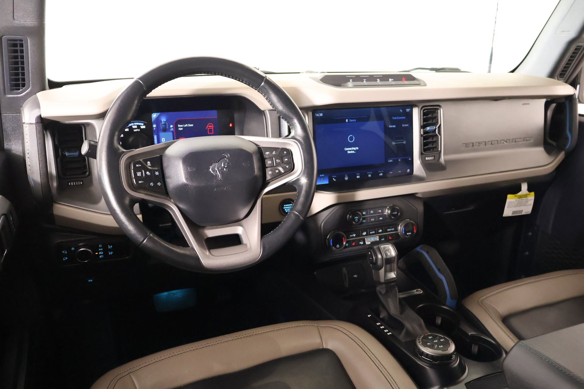 Used 2024 Ford Bronco Wildtrak AWD/4WD image 2