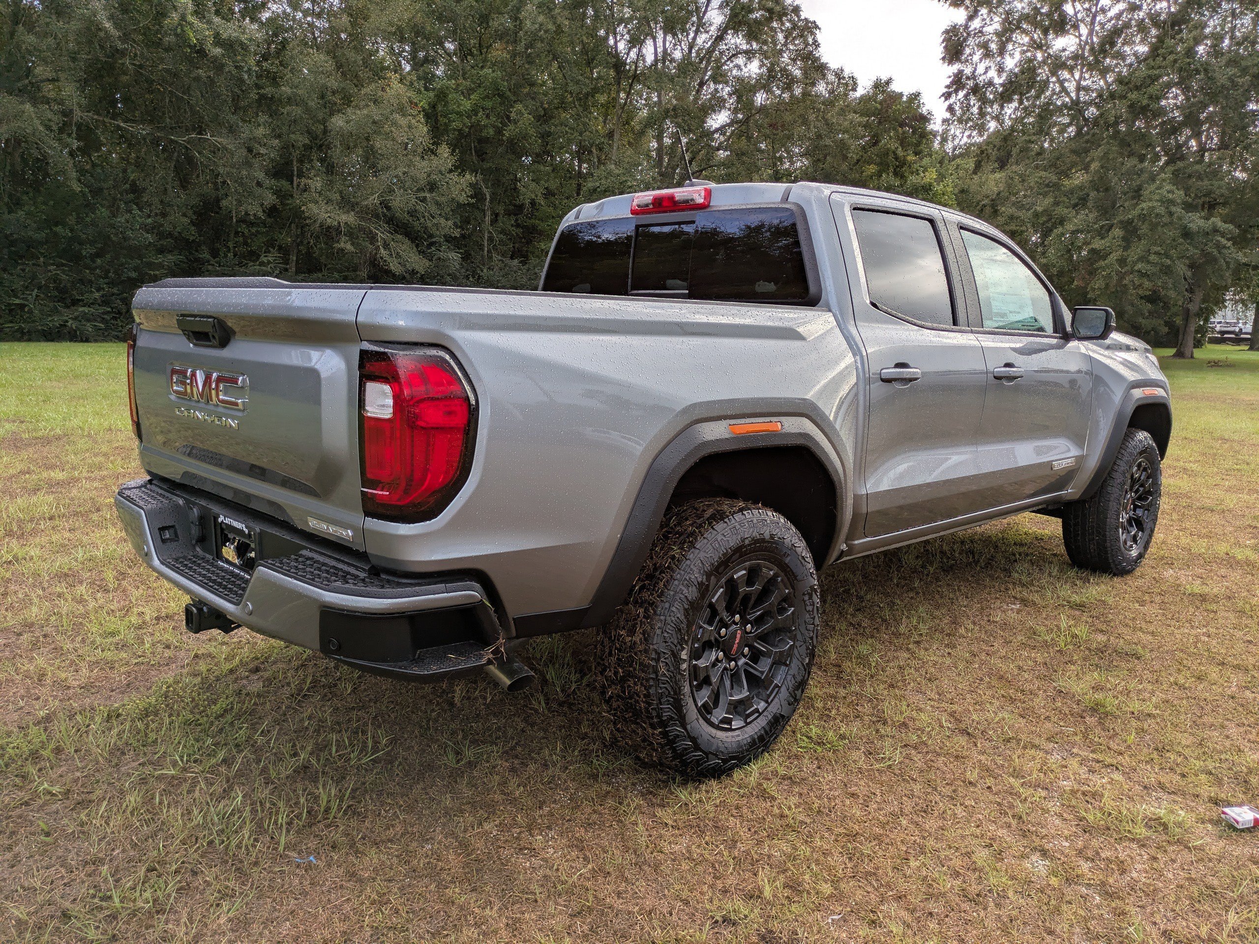 New 2026 GMC Canyon Elevation w/ Convenience Package RWD image 4