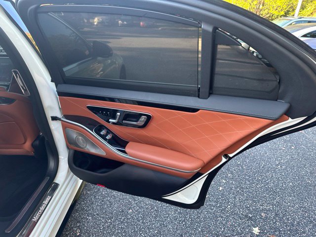 Used 2022 Mercedes-Benz S 500 4MATIC image 15