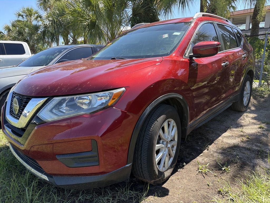Used 2018 Nissan Rogue SV FWD image 5