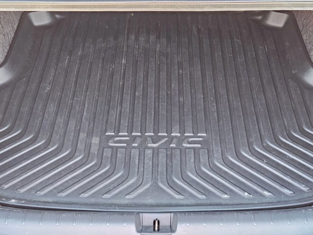 Used 2019 Honda Civic Sport image 6