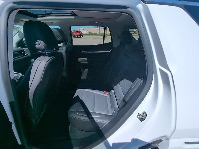 Used 2026 GMC Terrain Denali AWD/4WD image 14