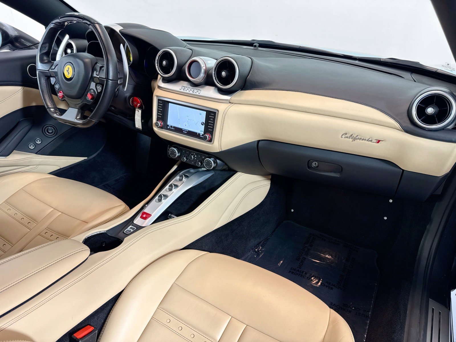 Used 2017 Ferrari California T image 26