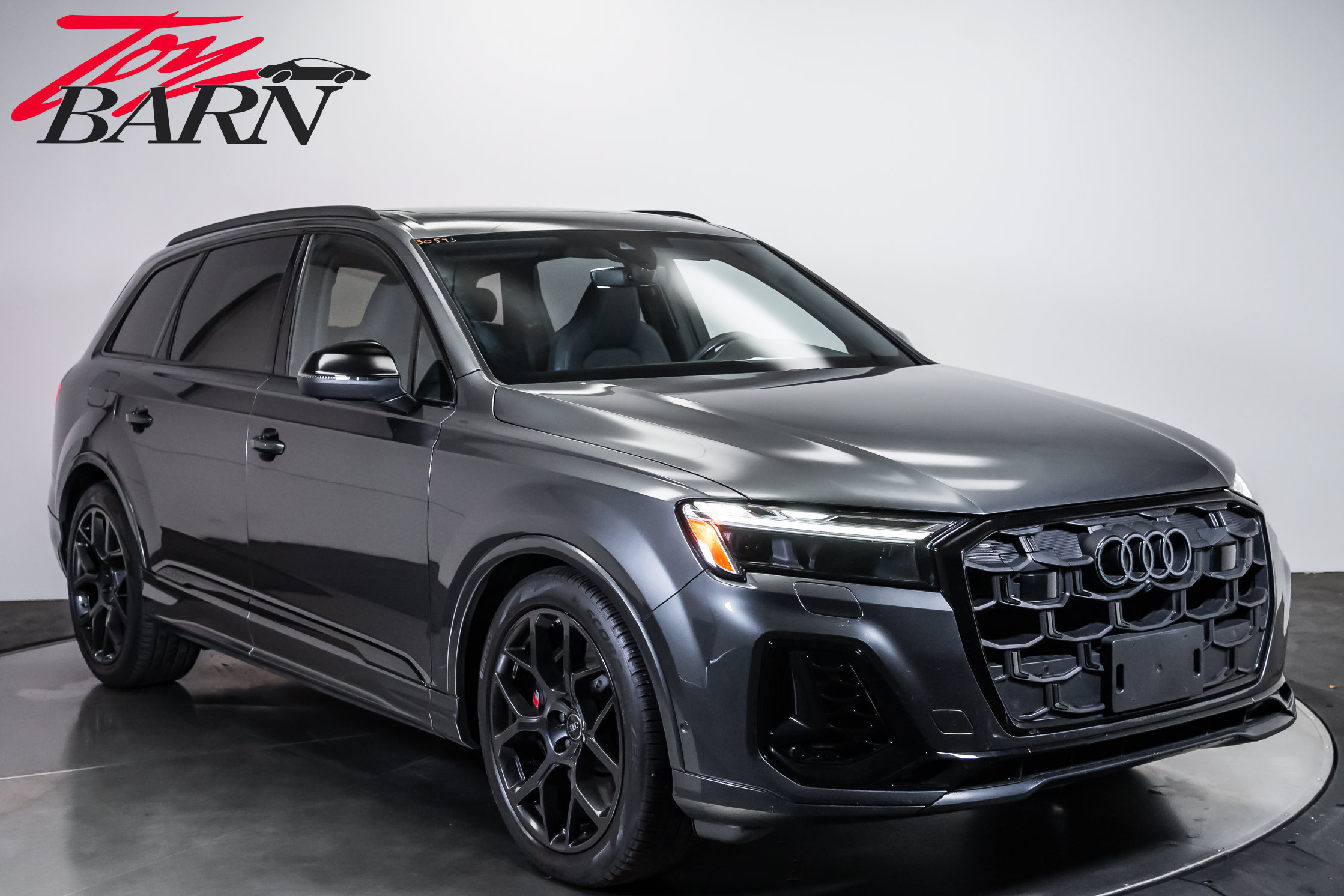 Used 2025 Audi SQ7 Premium Plus AWD/4WD image 7