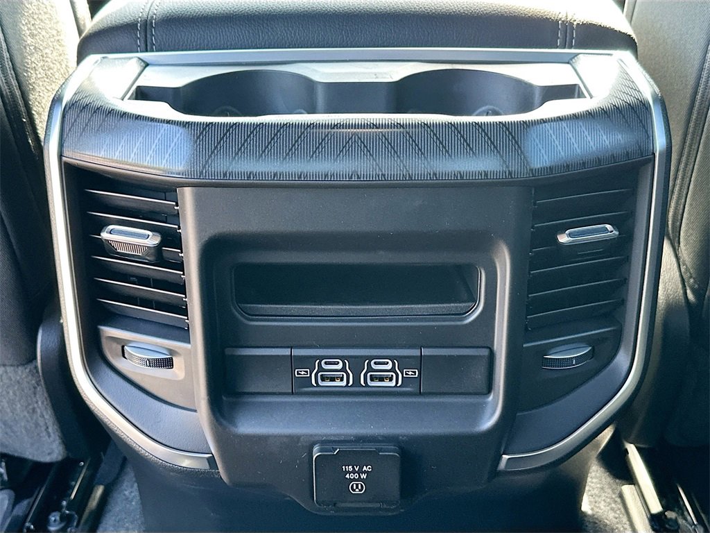 New 2026 RAM 1500 4x4 Crew Cab image 25