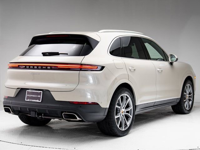 New 2026 Porsche Cayenne image 31