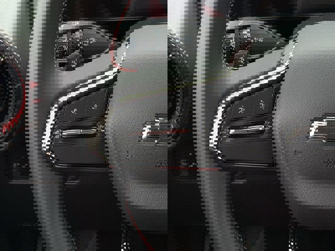 New 2026 Chevrolet Equinox EV RS image 13