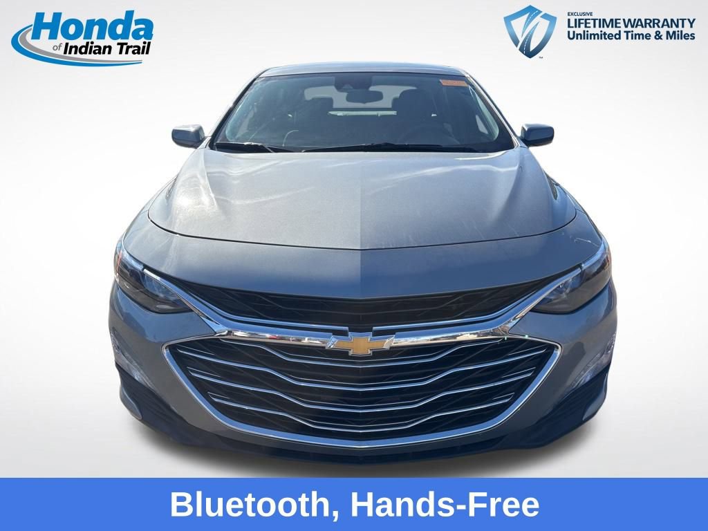 Used 2024 Chevrolet Malibu LT image 2