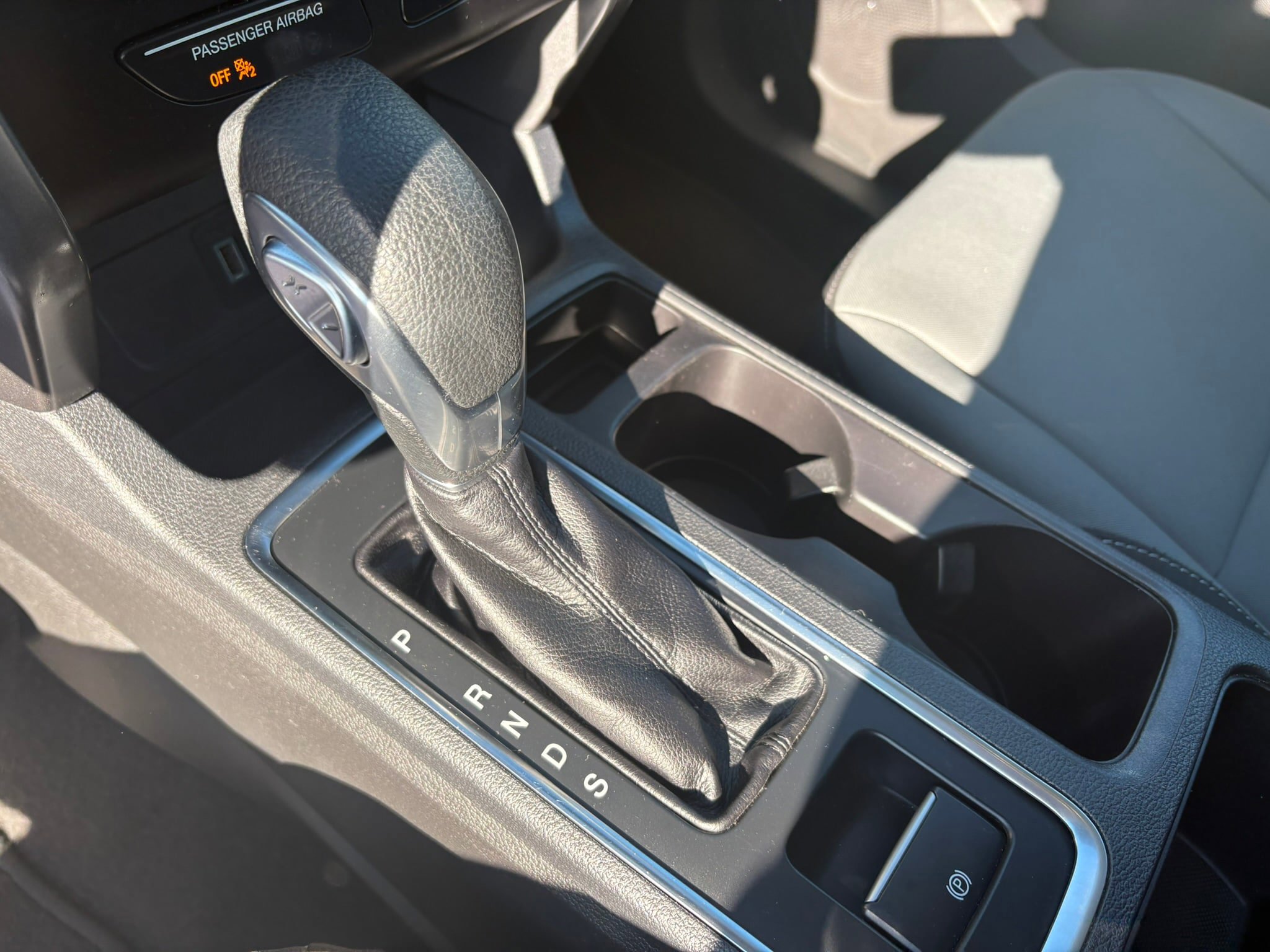 Used 2019 Ford Escape S FWD image 9