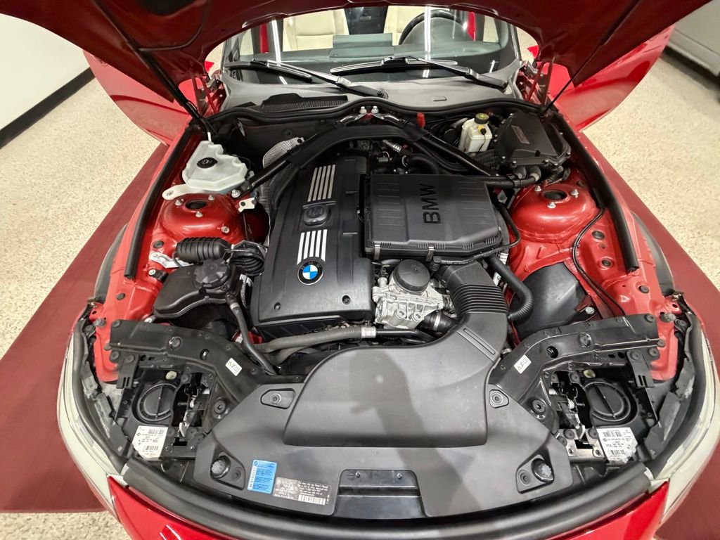 Used 2010 BMW Z4 sDrive35i image 57