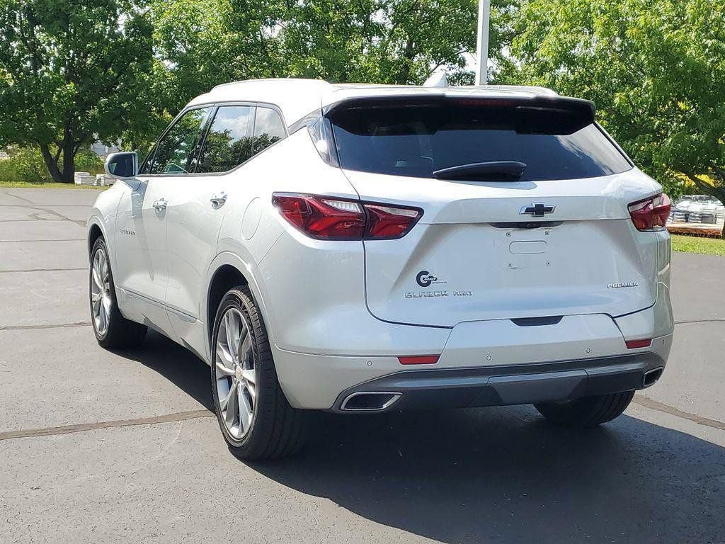 Used 2019 Chevrolet Blazer Premier w/ Sun and Wheels Package AWD/4WD image 4