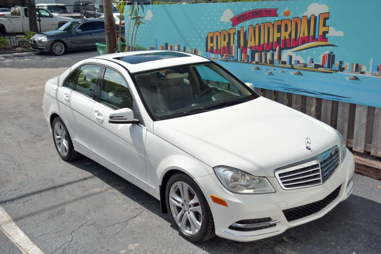 Used 2013 Mercedes-Benz C 300 4MATIC Sedan w/ Multimedia Pkg image 30