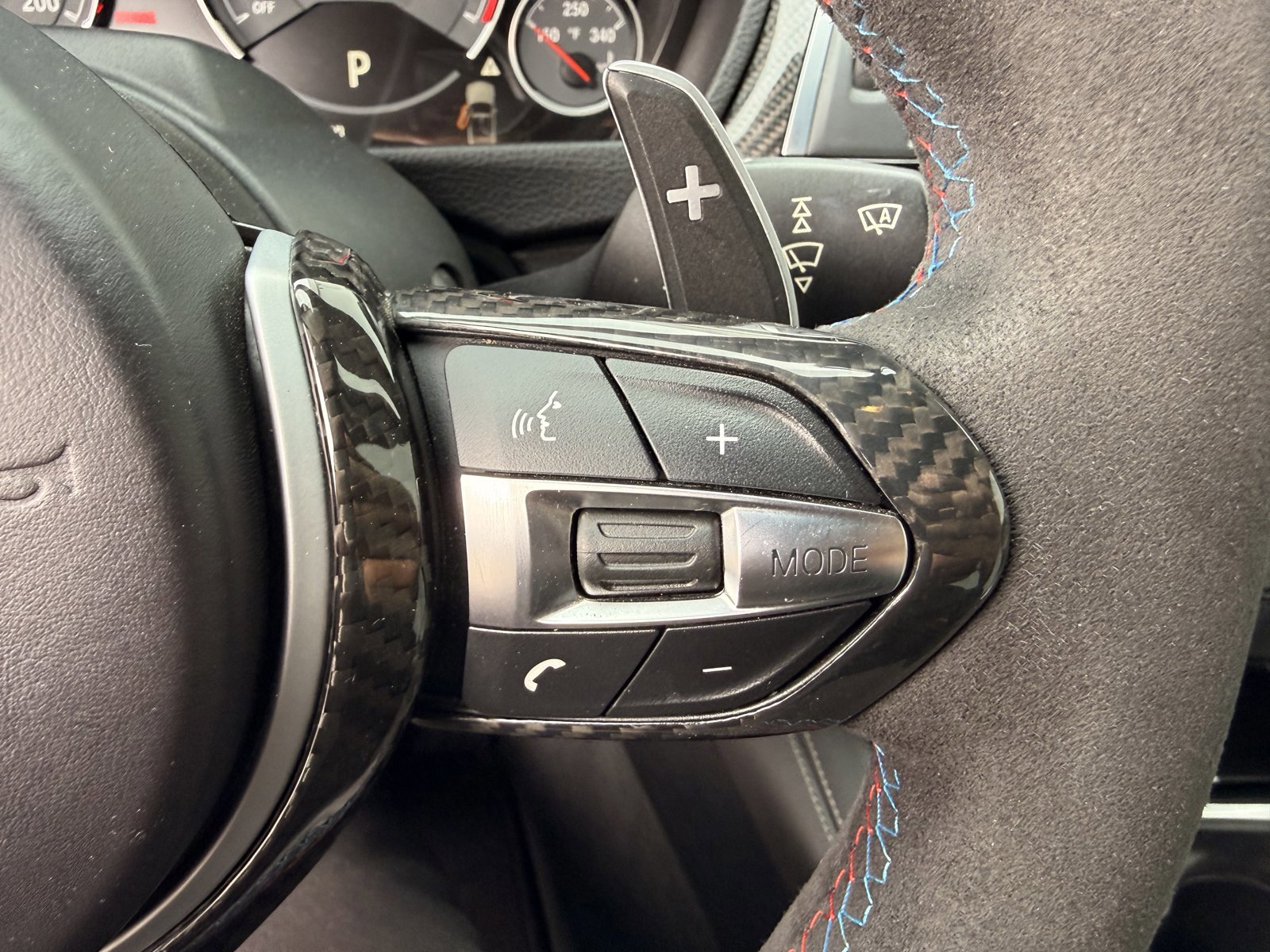 Used 2017 BMW M4 Convertible RWD image 25