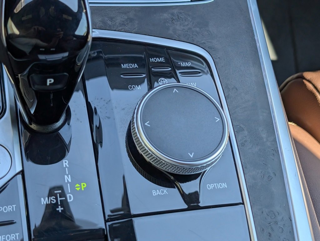 Used 2022 BMW X5 xDrive40i w/ Premium Package image 20