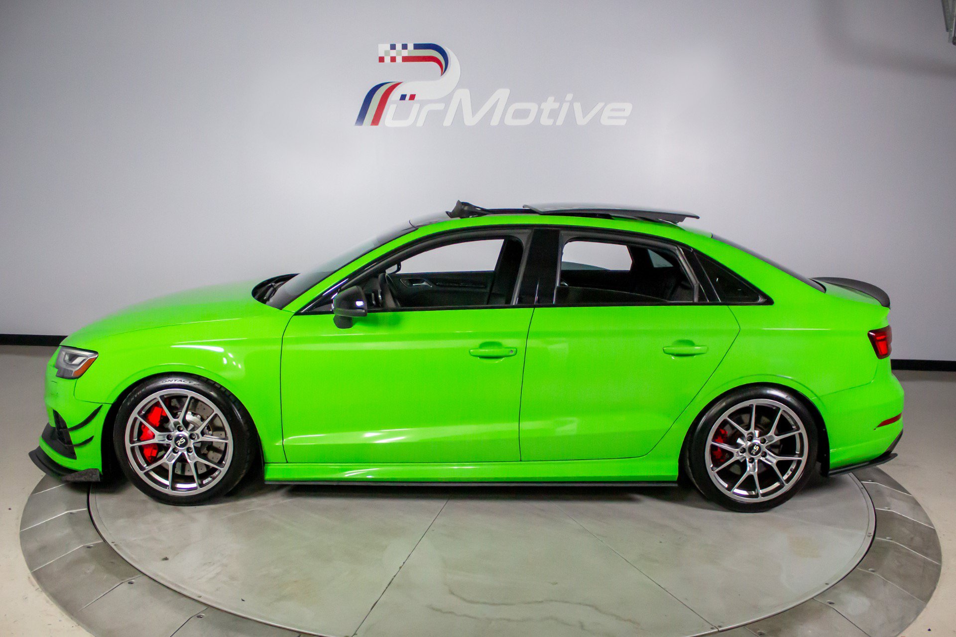 Used 2020 Audi RS 3 w/ Navigation Package AWD/4WD image 4