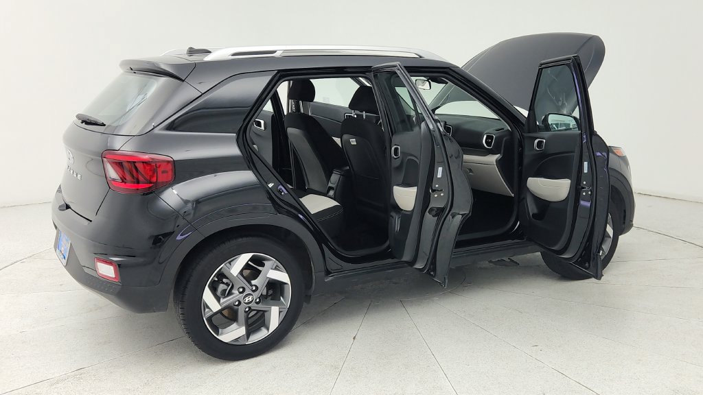 Used 2025 Hyundai Venue SEL FWD image 12