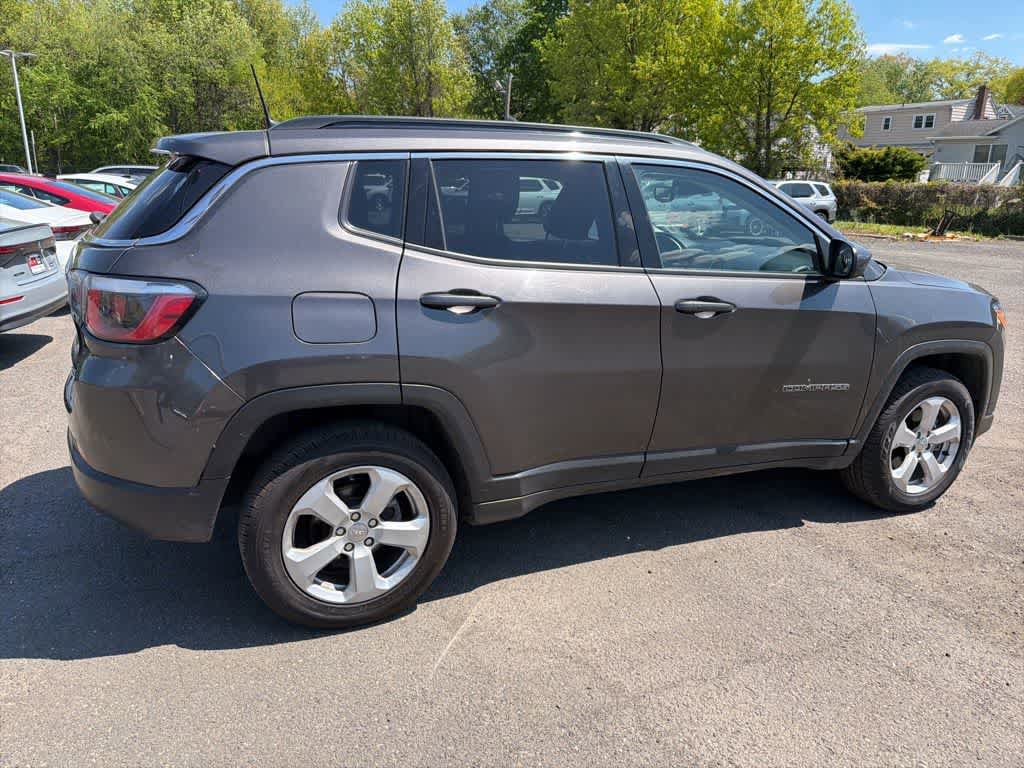 Used 2018 Jeep Compass Latitude w/ Popular Equipment Group AWD/4WD image 18