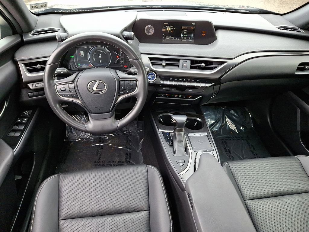 Used 2022 Lexus UX 250h w/ Premium Package image 11