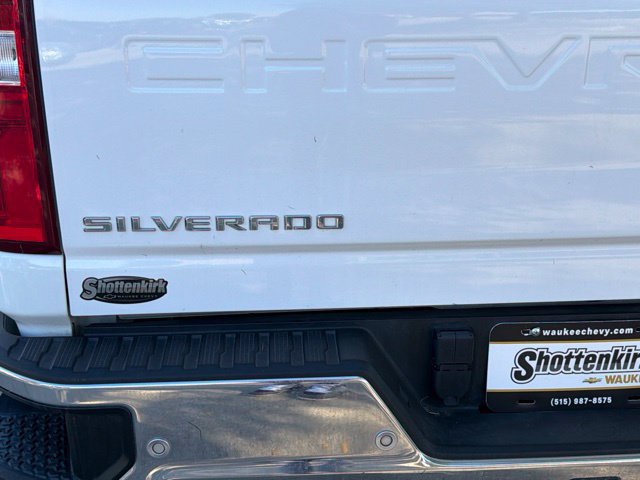 Used 2020 Chevrolet Silverado 2500 LTZ w/ LTZ Plus Package AWD/4WD image 8