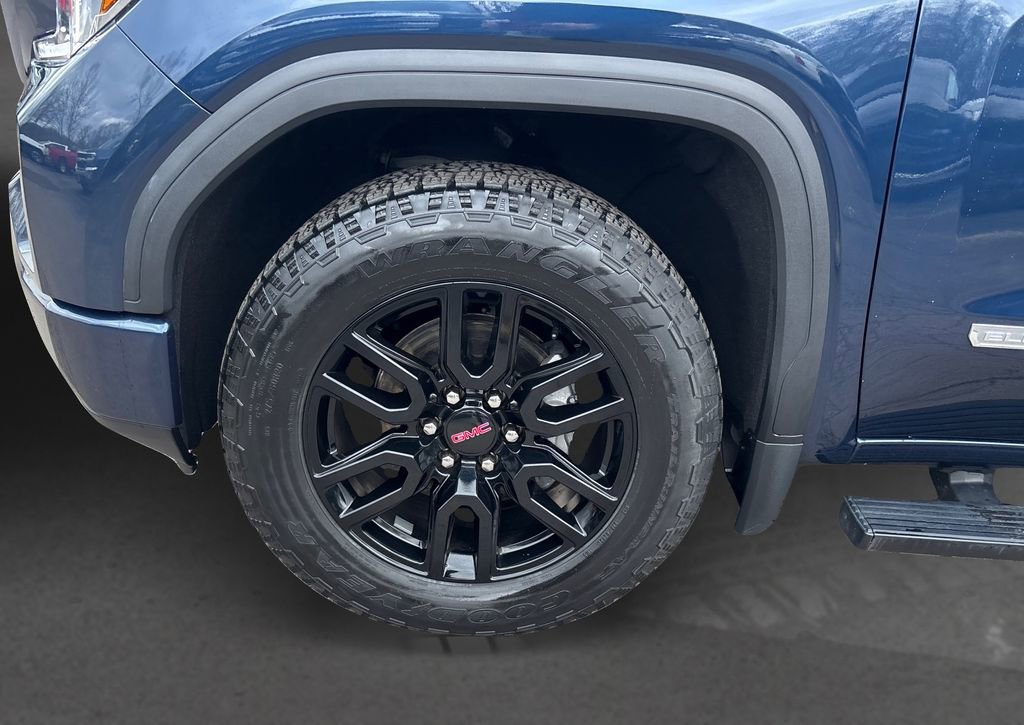 Used 2022 GMC Sierra 1500 Elevation image 11