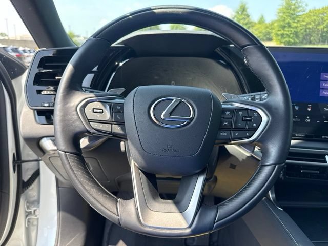 Used 2025 Lexus RX 350 Premium w/ Accessory Package (Z1) FWD image 26