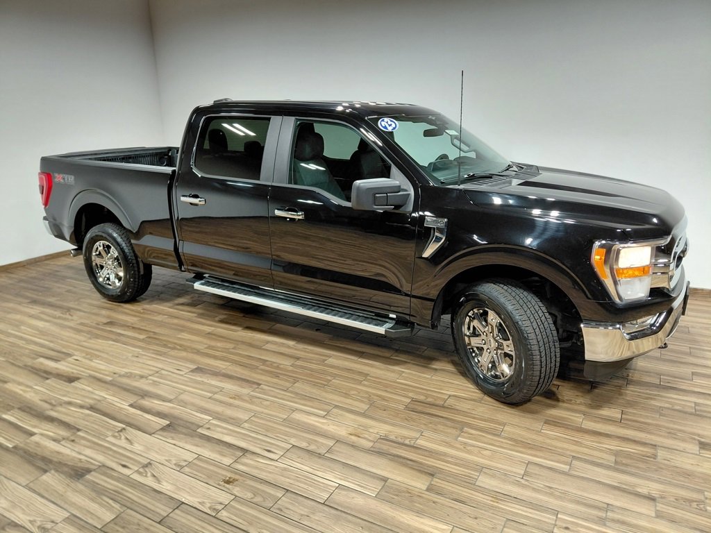 Used 2023 Ford F150 XLT w/ XTR Package image 13
