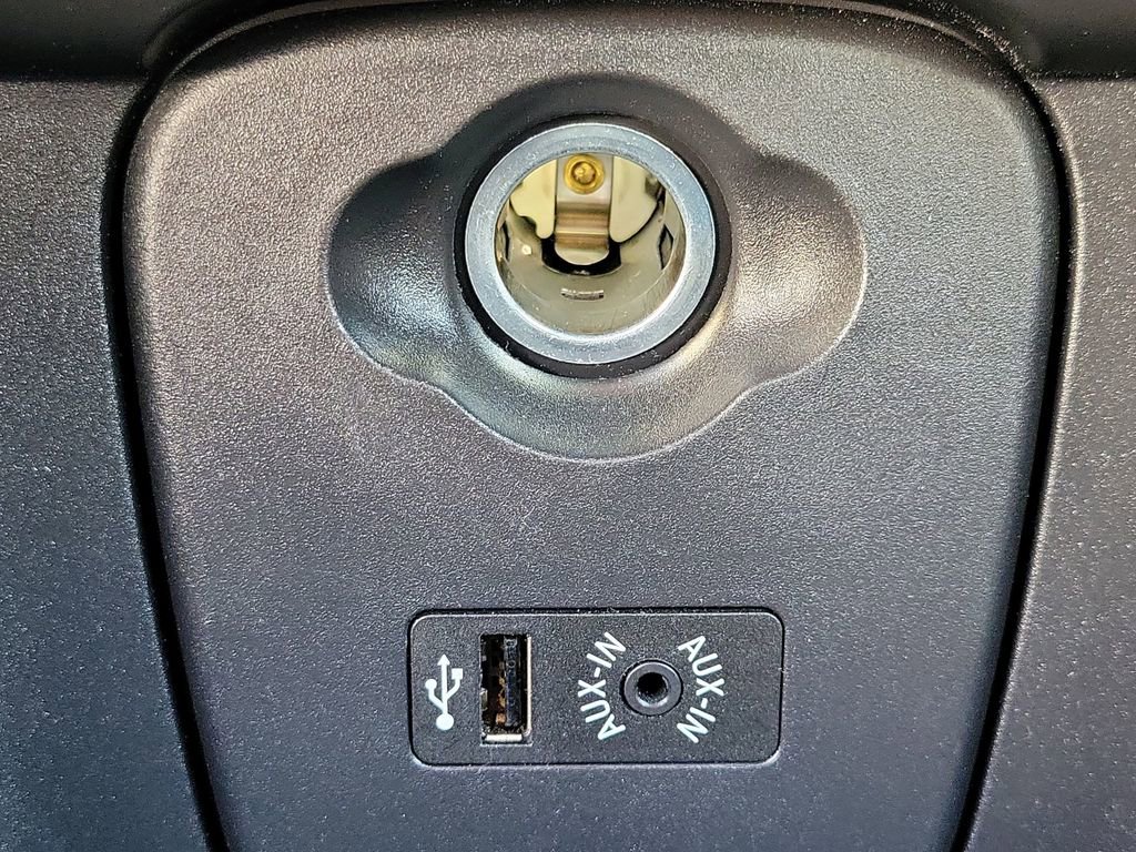 Used 2018 MINI Cooper 2-Door Hardtop image 23