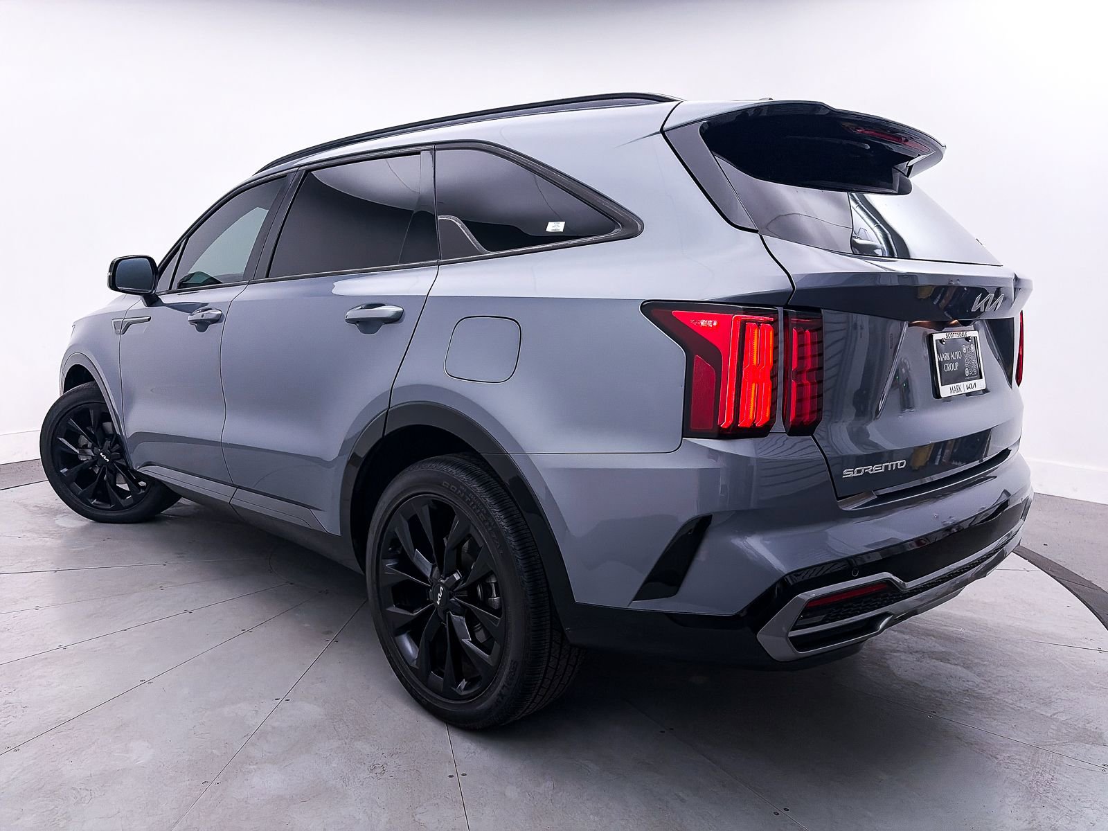 Certified 2023 Kia Sorento SX image 2