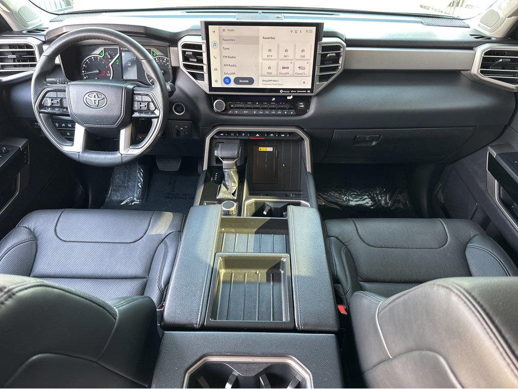 Used 2022 Toyota Tundra Limited AWD/4WD image 4
