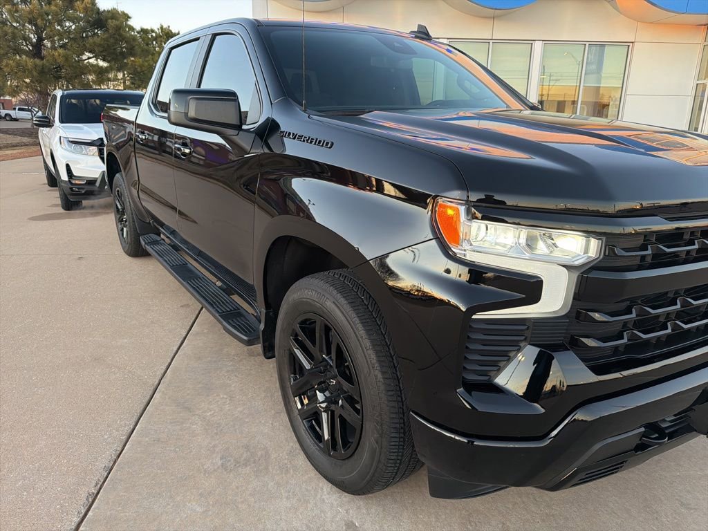 Used 2024 Chevrolet Silverado 1500 RST w/ LPO, Dark Essentials Package image 9