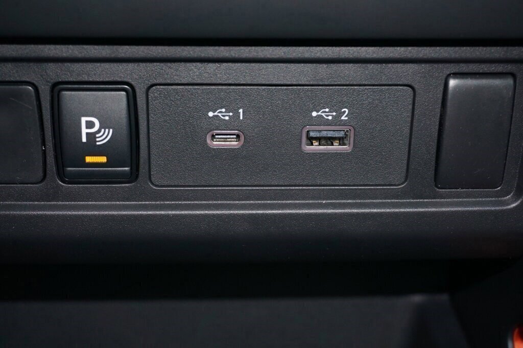 New 2025 Nissan Frontier PRO-4X AWD/4WD image 17
