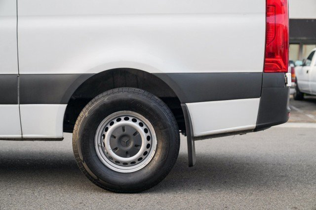 Used 2019 Mercedes-Benz Sprinter 2500 w/ Driver Convenience Package image 14