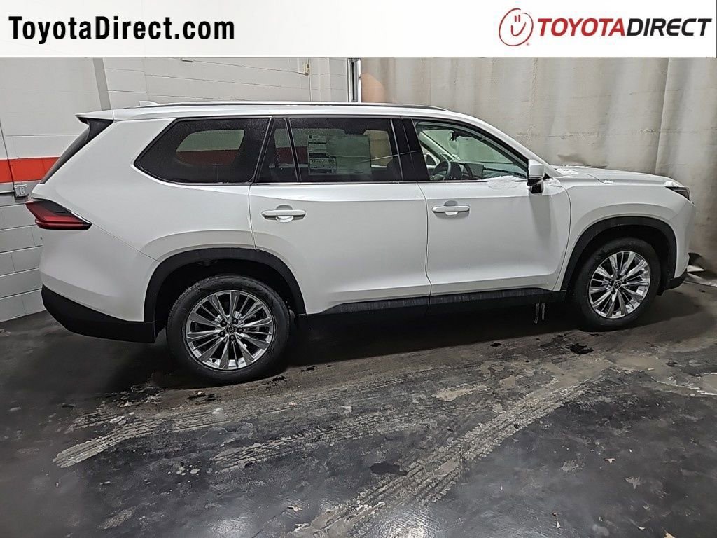 New 2026 Toyota Grand Highlander Platinum image 8