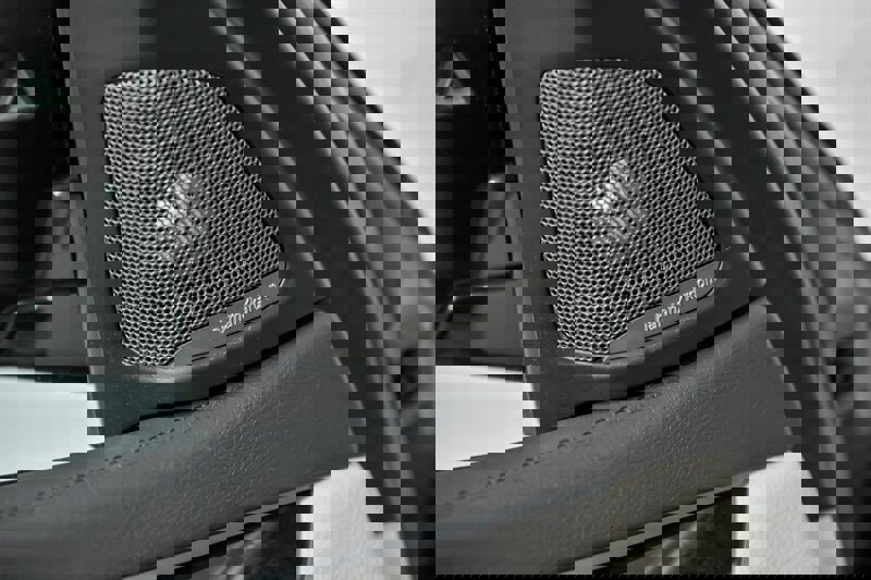 Used 2018 BMW X6 xDrive50i image 16