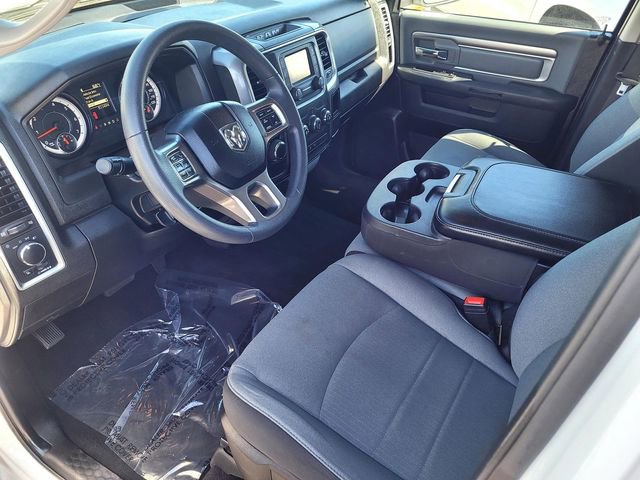 Used 2024 RAM 1500 Classic SLT image 9