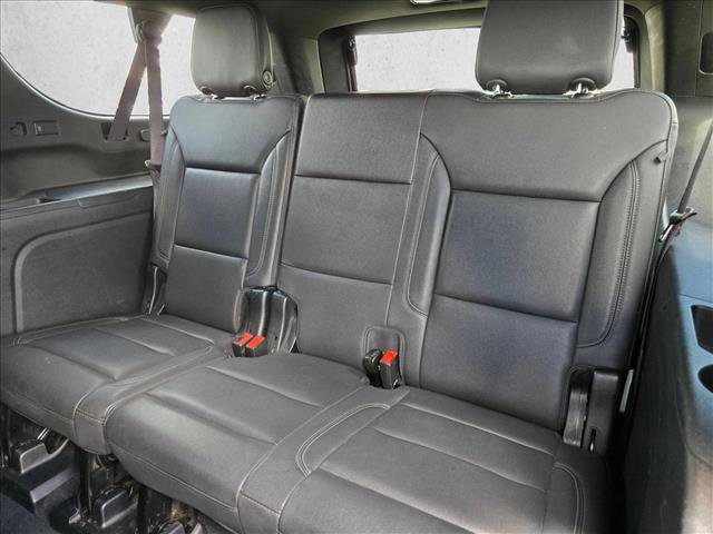 Used 2023 Chevrolet Suburban LT image 19