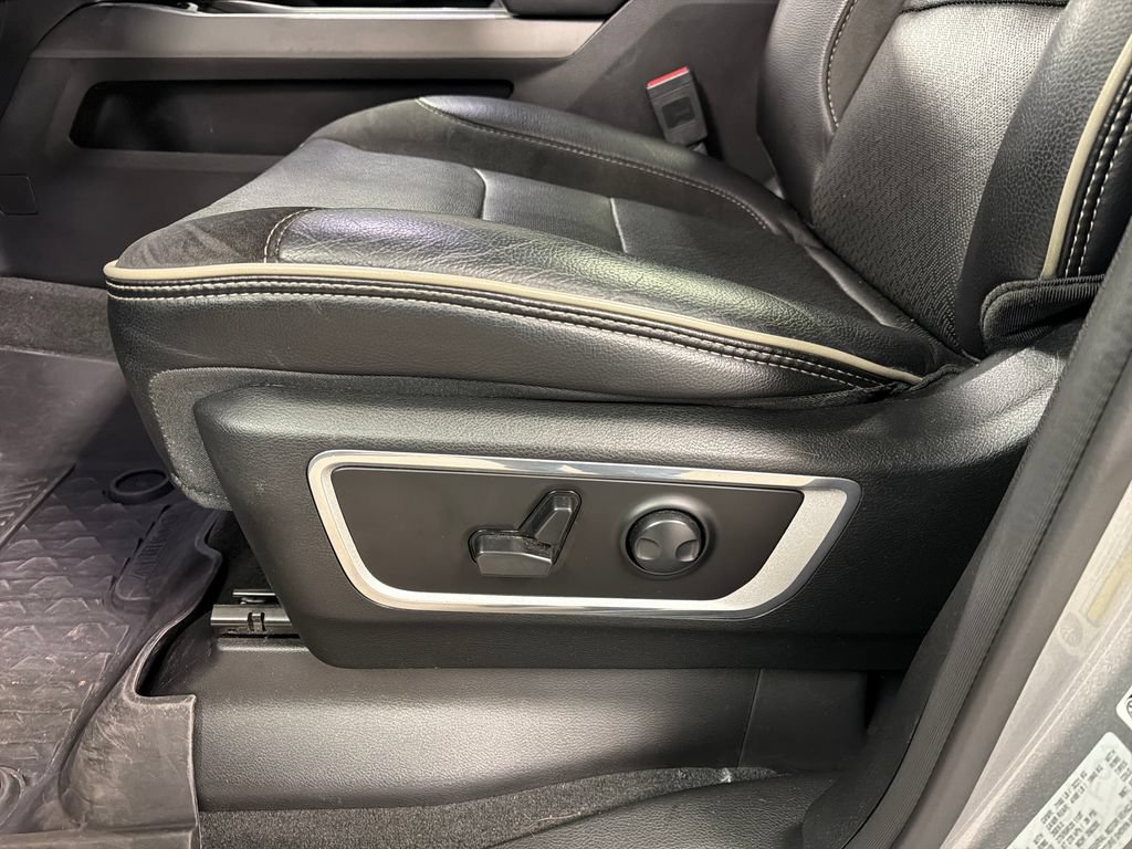 Used 2023 RAM 1500 Laramie AWD/4WD image 22