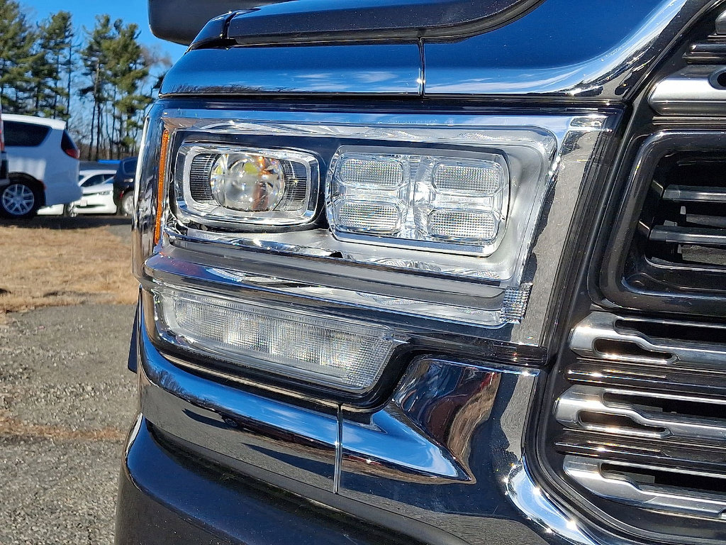Used 2023 RAM 3500 Limited image 28